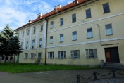 Budynek koszar 12 pułku piechoty Ziemi Wadowickiej, w którym służył ojciec św. Jana Pawła II - Karol Wojtyła senior.